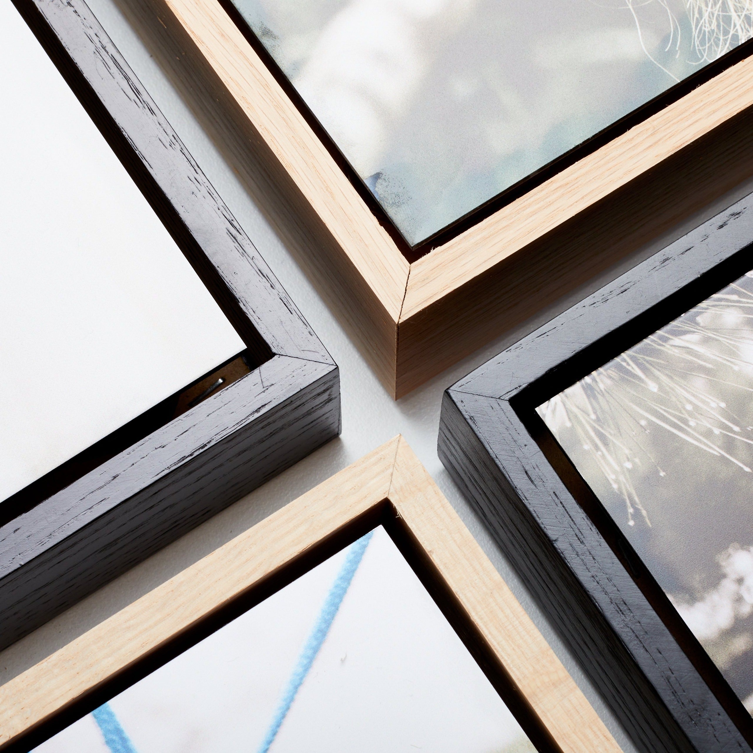 Floating Frame Rectangle – foto op hout – Memory Block NL