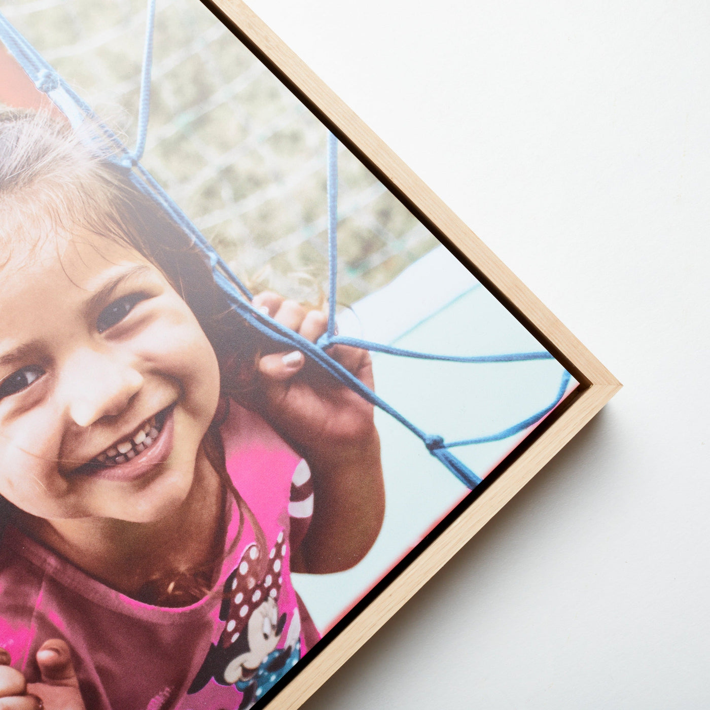 Floating Frame Rectangle – foto op hout – Memory Block NL