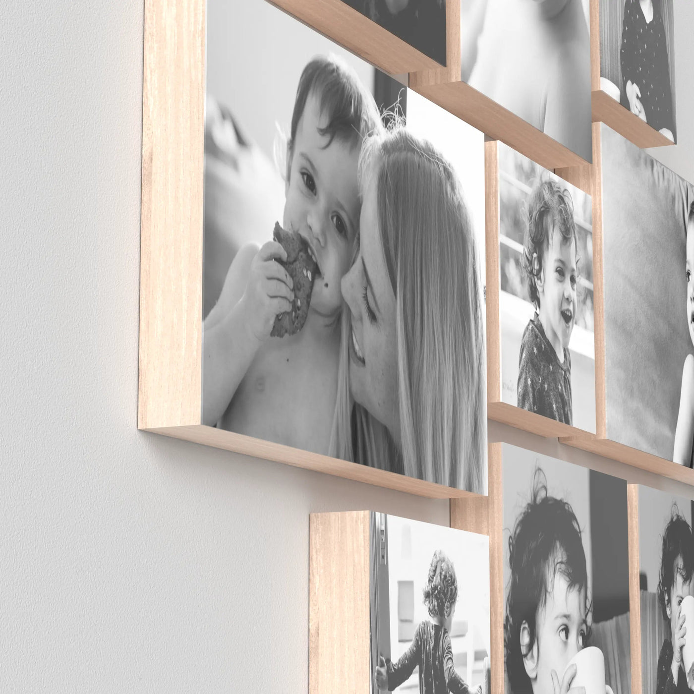 Malah set of 9 – foto op hout – Memory Block NL
